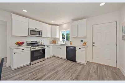 640 Eleanor Avenue, Sacramento, CA 95815 - Photo 15