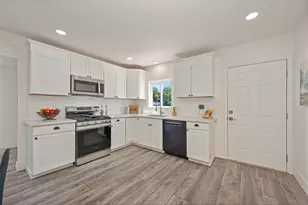 640 Eleanor Ave, Sacramento, CA 95815 - Photo 15