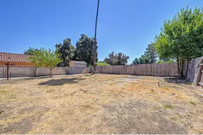 640 Eleanor Avenue, Sacramento, CA 95815 - Photo 35