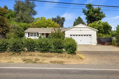 8629 Central Avenue, Orangevale, CA 95662 - Photo 5