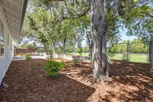 832 Piccadilly Cir, Sacramento, CA 95864 - Photo 53