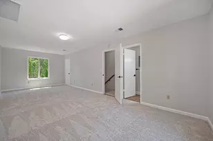 832 Piccadilly Cir, Sacramento, CA 95864 - Photo 41