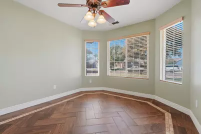 3031 W Loyola Court, Visalia, CA 93277 - Photo 13
