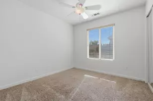 3031 W Loyola Ct, Visalia, CA 93277 - Photo 29