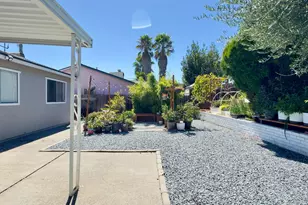 5813 Bamford Dr, Sacramento, CA 95823 - Photo 13