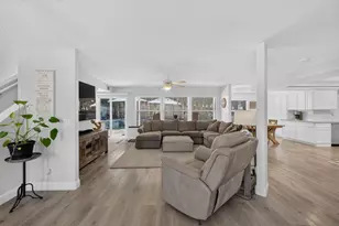 6153 Kenneth Oak Way, Fair Oaks, CA 95628 - Photo 7