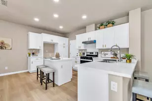 14 Boswell Ct, Sacramento, CA 95835 - Photo 19