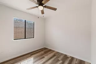 114 Evelyn Ct, Woodbridge, CA 95258 - Photo 17