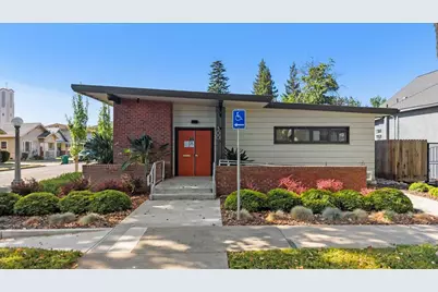 300 W Oak Street, Lodi, CA 95240 - Photo 1