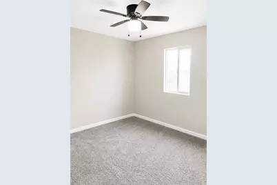942 W Childs Avenue, Merced, CA 95341 - Photo 33