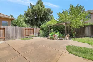 5018 Crest Dr, Sacramento, CA 95835 - Photo 33