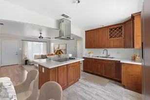 2551 Atlas Ave, Sacramento, CA 95820 - Photo 9