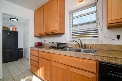 2851 Herbert Way, Sacramento, CA 95821 - Photo 11