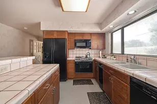 2620 Kadema Dr, Sacramento, CA 95864 - Photo 53