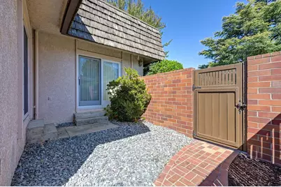 2620 Kadema Drive, Sacramento, CA 95864 - Photo 69