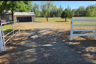 8746 Marysville Rd, Oregon House, CA 95962 - Photo 3