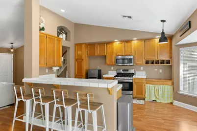 8810 Laguna Star Drive, Elk Grove, CA 95758 - Photo 19