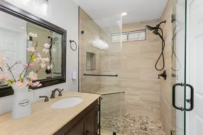 8810 Laguna Star Drive, Elk Grove, CA 95758 - Photo 27