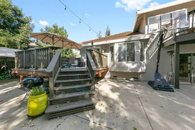 8810 Laguna Star Drive, Elk Grove, CA 95758 - Photo 51