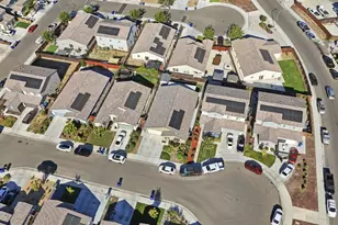 2010 Palazzo Ct, Los Banos, CA 93635 - Photo 25