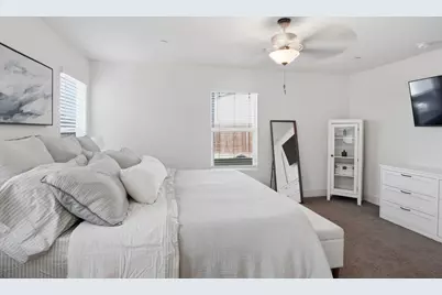 2010 Palazzo Court, Los Banos, CA 93635 - Photo 11
