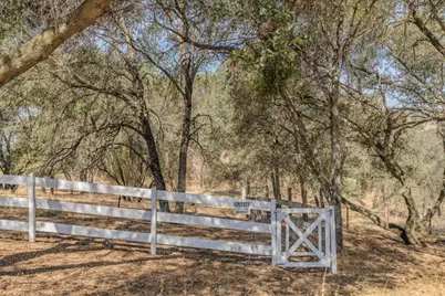4002 Farris Drive, Valley Springs, CA 95252 - Photo 13