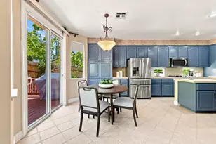 400 Listowe Dr, Folsom, CA 95630 - Photo 17