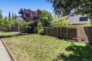 9472 Denholm Ct, Elk Grove, CA 95758 - Photo 53