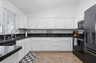 1830 Whispering Oaks, Yuba City, CA 95991 - Photo 5