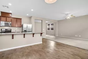 5439 Duck Walk Way, Sacramento, CA 95835 - Photo 9