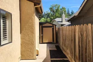 861 River Bluff Ct, Oakdale, CA 95361 - Photo 59