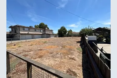 130 W Wetmore Street, Manteca, CA 95337 - Photo 1