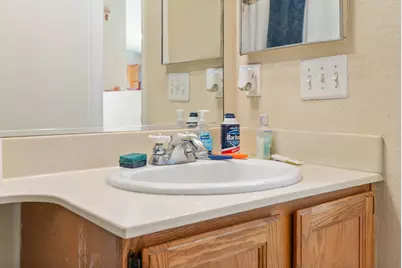 1200 Cannella Court, Lathrop, CA 95330 - Photo 11
