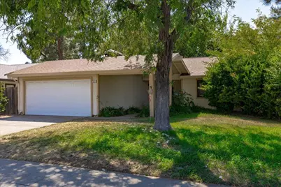 7624 Valley Wood Drive, Sacramento, CA 95828 - Photo 3