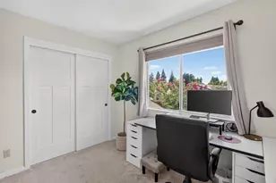 9218 Bromfield Ct, Elk Grove, CA 95624 - Photo 41