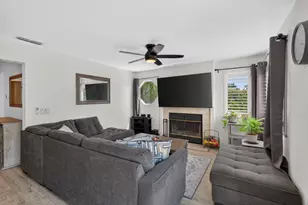 9218 Bromfield Ct, Elk Grove, CA 95624 - Photo 21