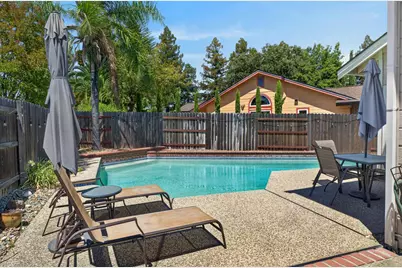 9218 Bromfield Court, Elk Grove, CA 95624 - Photo 67