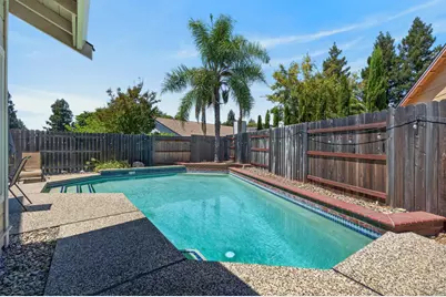 9218 Bromfield Court, Elk Grove, CA 95624 - Photo 61