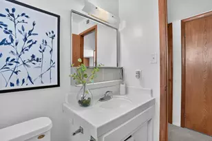 7335 Lindale Dr, Sacramento, CA 95828 - Photo 19