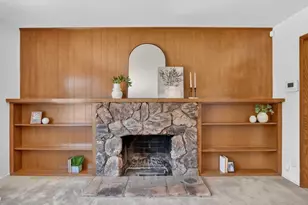 7335 Lindale Dr, Sacramento, CA 95828 - Photo 9