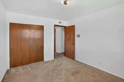 7335 Lindale Drive, Sacramento, CA 95828 - Photo 25