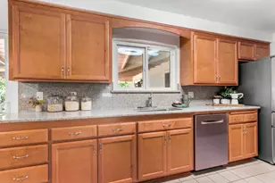 5649 Newbury Way, Carmichael, CA 95608 - Photo 9