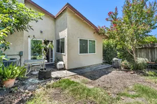 1219 Andalusia Dr, Sacramento, CA 95833 - Photo 3