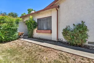 1219 Andalusia Dr, Sacramento, CA 95833 - Photo 5