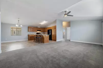 Queen Way, Livingston, CA 95334 - Photo 9