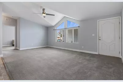 Queen Way, Livingston, CA 95334 - Photo 7