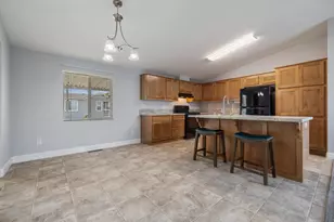 Queen Way, Livingston, CA 95334 - Photo 11