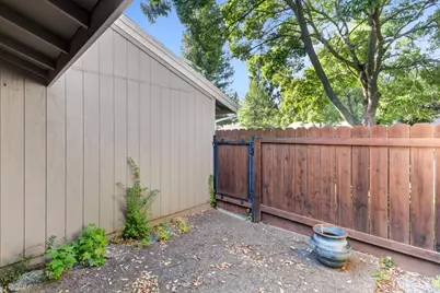 7014 La Cuesta Lane, Citrus Heights, CA 95621 - Photo 39