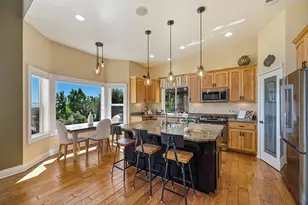 585 Riverview Dr, Auburn, CA 95603 - Photo 17
