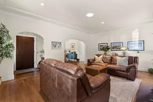 941 45th St, Sacramento, CA 95819 - Photo 13